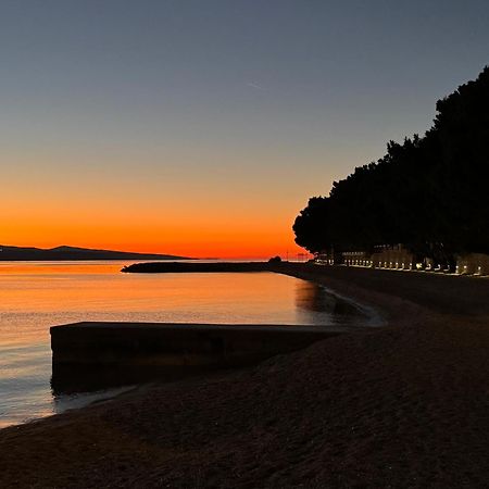 Guesthouse On The Beach Baska Voda Exterior photo